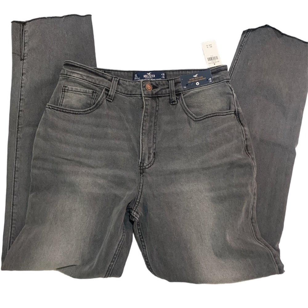 Hollister Ultra High Rise Vintage Straight Jeans